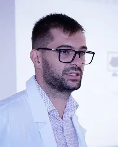Dr. Paul Ionescu - Medic Specialist Chirurgie Plastică București